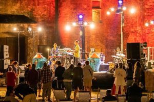 Château de Biron - festival de musique Les Villégiatures ©Déclic&Décolle