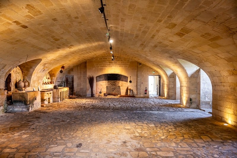 Cuisine voutée - Château de Biron - 18_19 Juillet 2024@Déclic&Décolle(1)