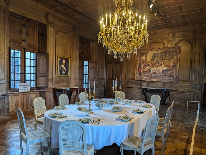 Pièces château - Château de Biron ©Semitour